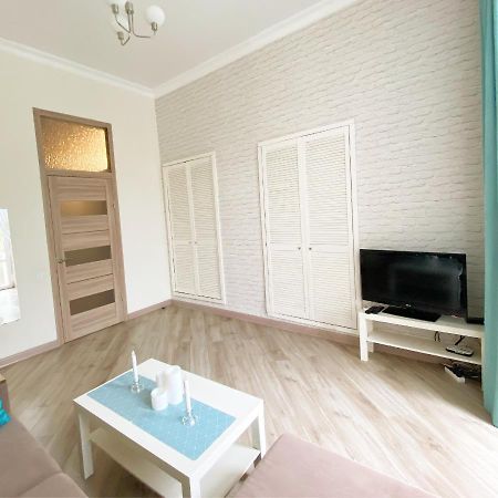 Apartment Bunina 8 Odessa Buitenkant foto