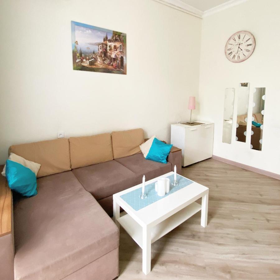 Apartment Bunina 8 Odessa Buitenkant foto