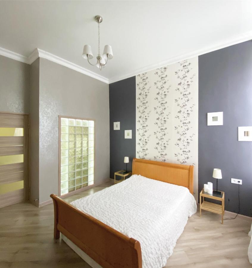 Apartment Bunina 8 Odessa Buitenkant foto